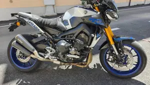 Yamaha MT-09 SP (2018 - 20)  (2)