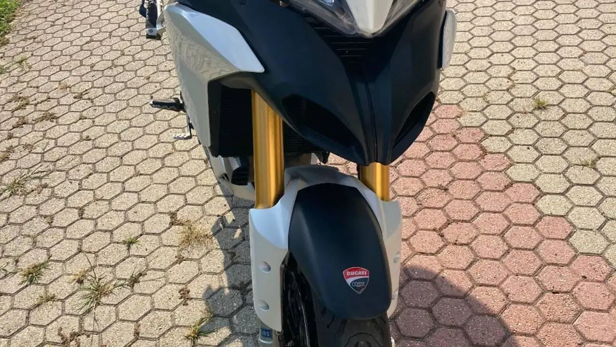 Ducati Multistrada 1200 S Touring (2010 - 12)  (5)