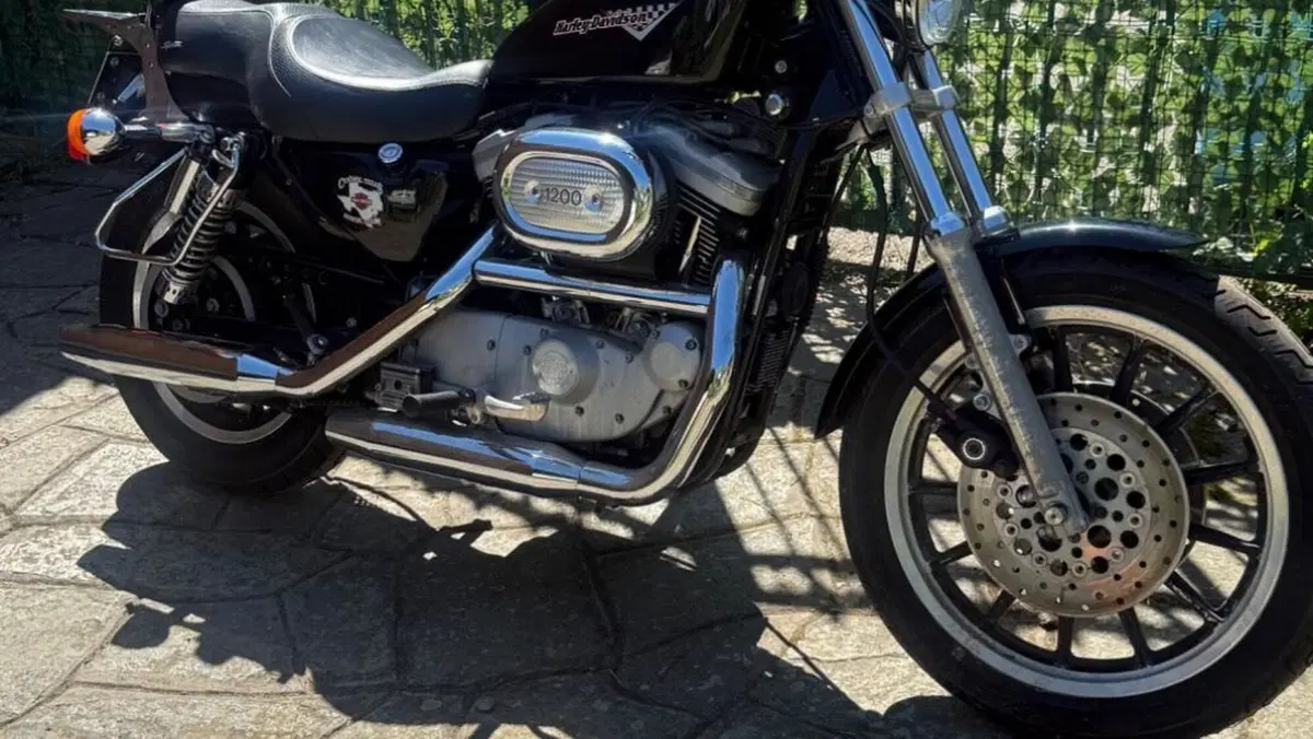 Harley-Davidson 1200 Sport (1996 - 00) - XL 1200S 