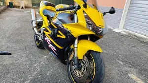 Honda CBR 900 RR Fireblade (2002 - 04)  (6)