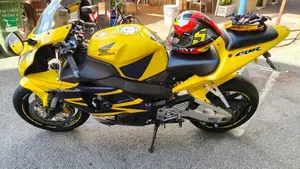 Honda CBR 900 RR Fireblade (2002 - 04)  (7)