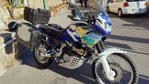 Honda Africa Twin XRV 750 (1996 - 02) 