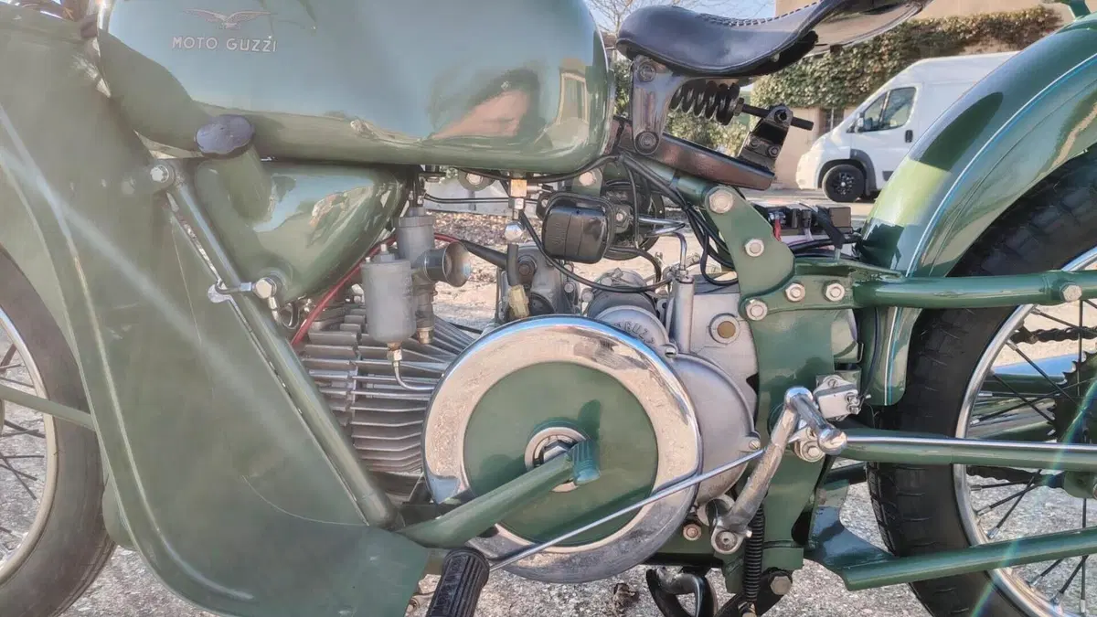 Moto Guzzi   (4)