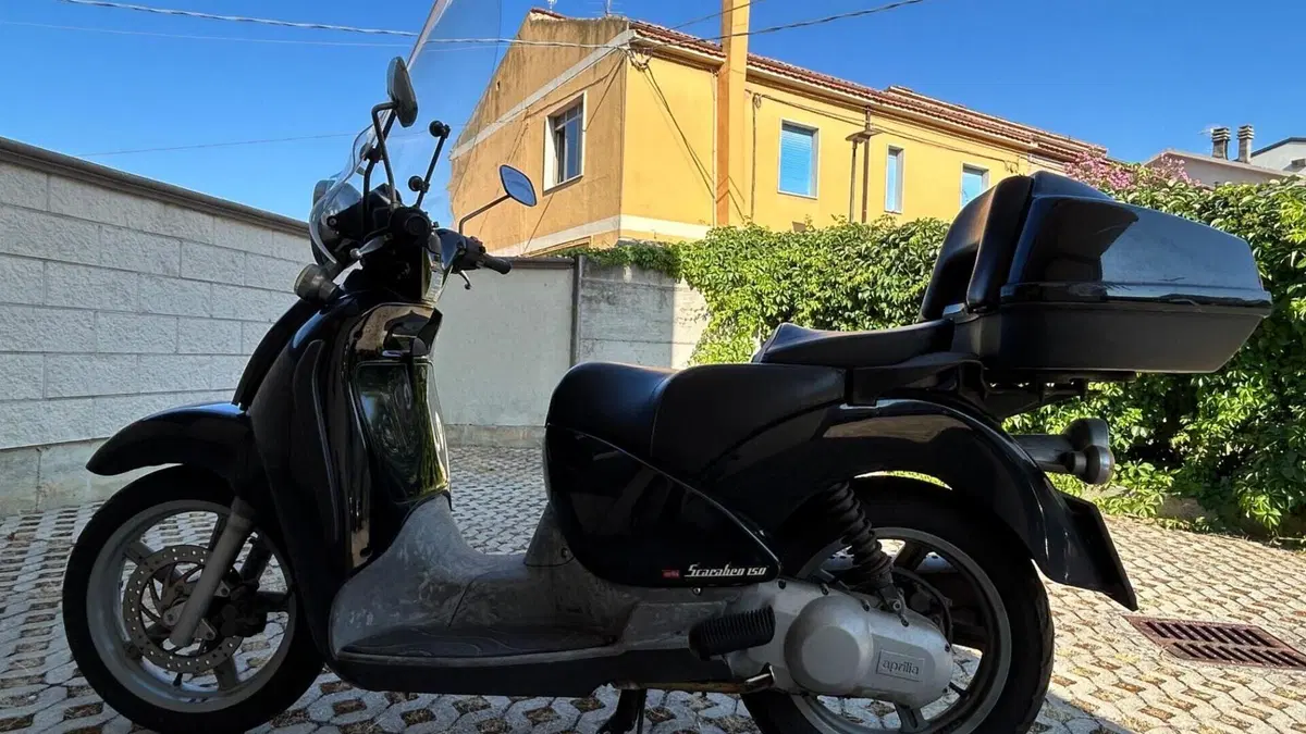 Aprilia Scarabeo 150 (1999 - 00)  (5)
