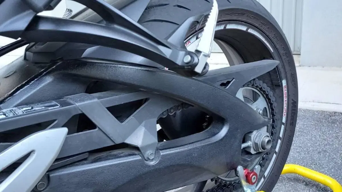Suzuki GSX S 1000 F ABS (2014 -17)  (5)