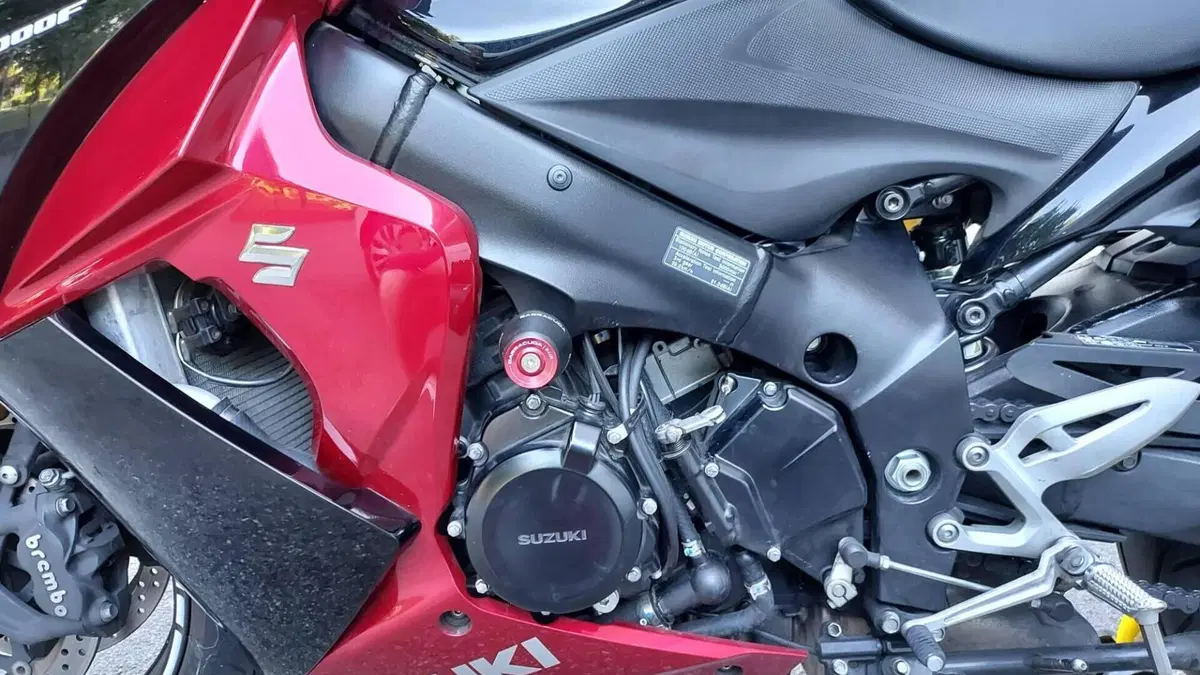 Suzuki GSX S 1000 F ABS (2014 -17)  (13)