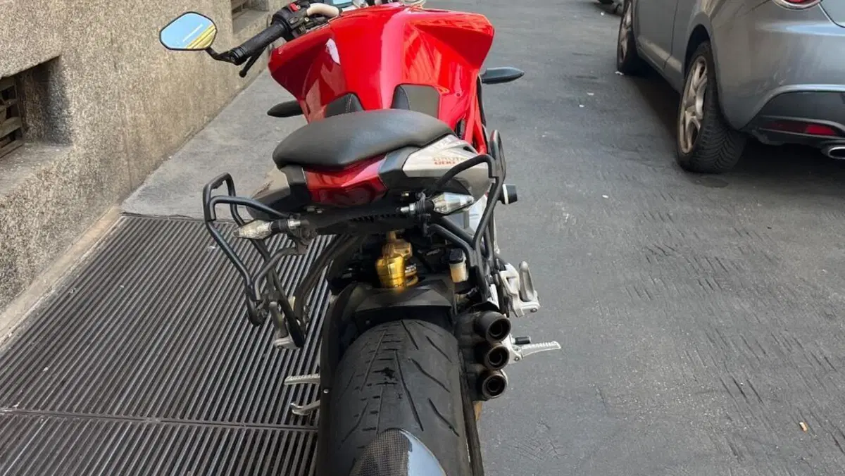 MV Agusta Brutale 800 EAS ABS (2012 - 15)  (2)