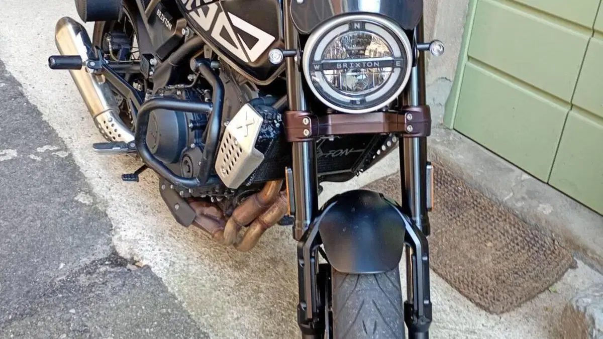 Brixton Motorcycles Crossfire 500 X (2021 - 26)  (2)