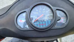Kymco Agility 50 R12 ECS (2016 - 18)  (3)