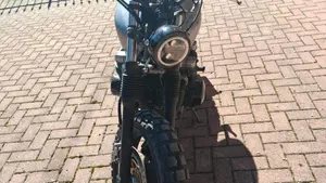 Kawasaki Z 750 (2003 - 06)  (2)
