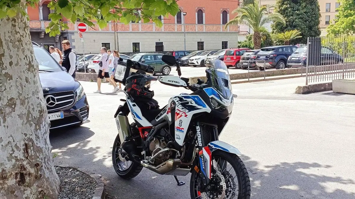Honda Africa Twin CRF 1100L ES (2024 - 26) 