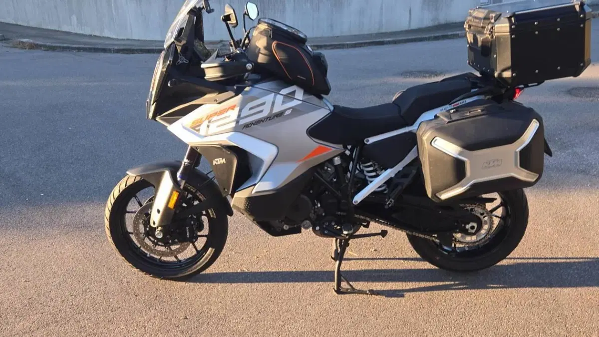 KTM 1290 Super Adventure S (2022 - 25)  (3)