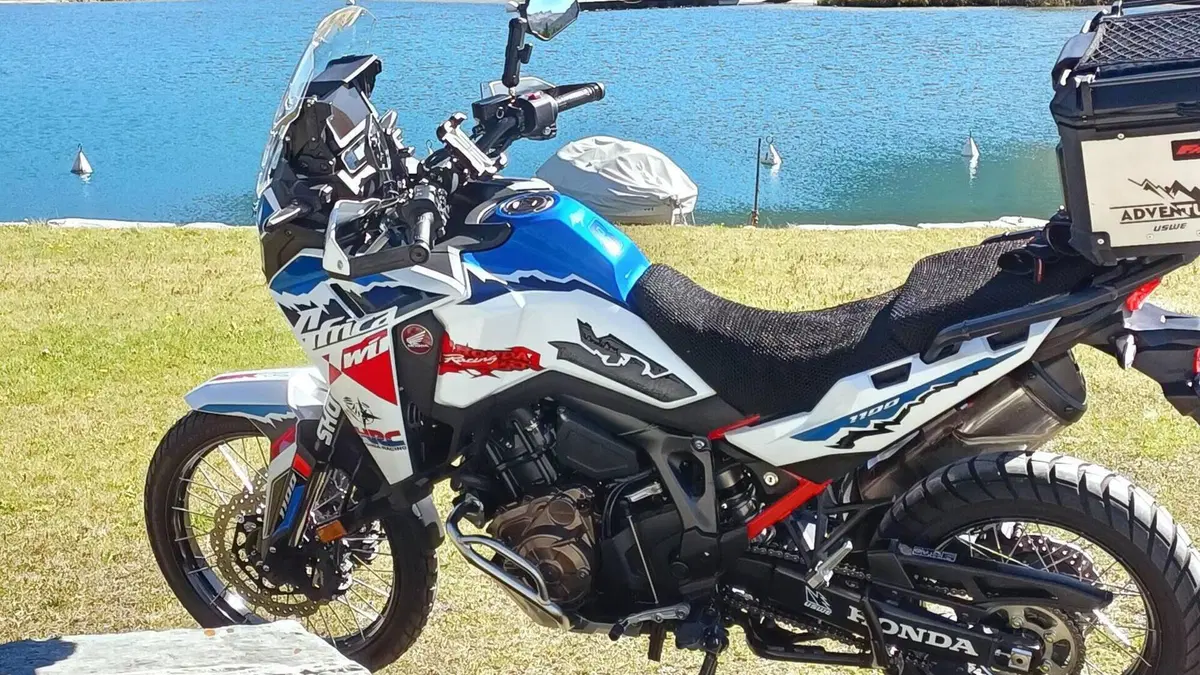 Honda Africa Twin CRF 1100L ES (2024 - 26)  (8)