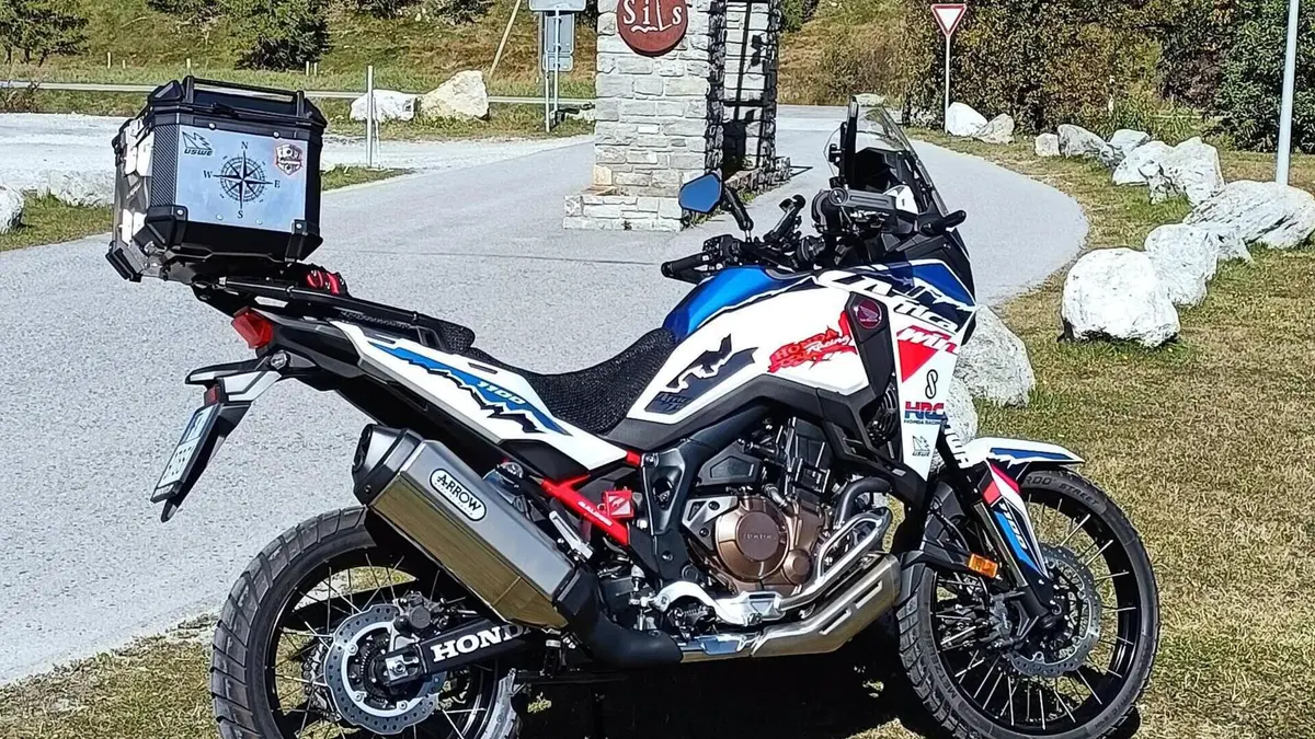 Honda Africa Twin CRF 1100L ES (2024 - 26)  (9)