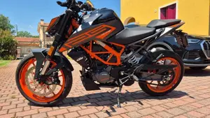 KTM 125 Duke (2024 - 25)  (4)