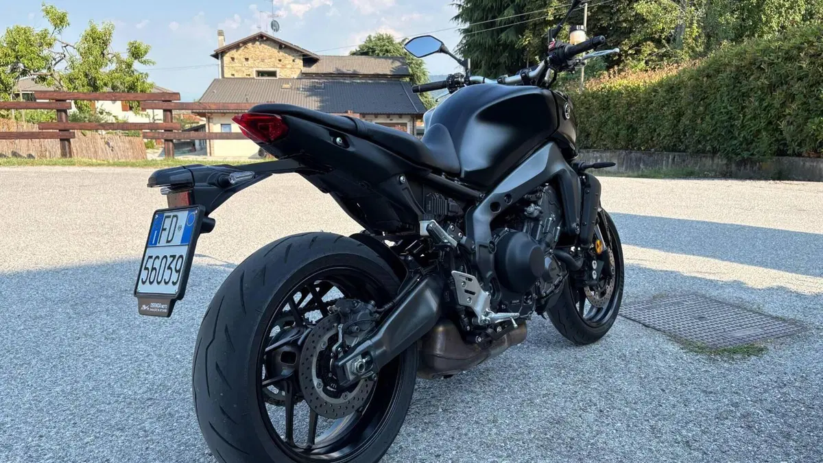 Yamaha MT-09 (2021 - 23)  (6)