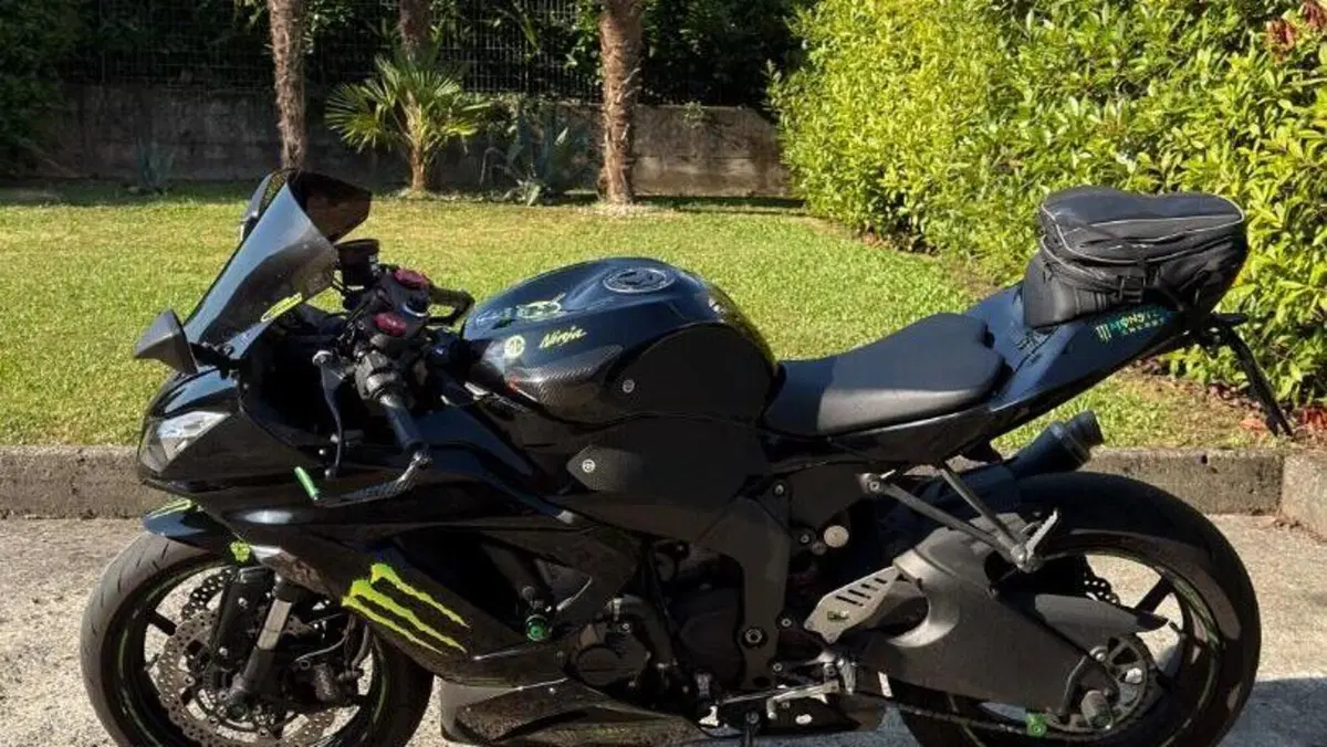 Kawasaki Ninja 636 ZX-6R (2013)  (9)