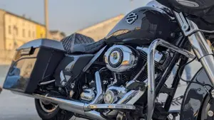 Harley-Davidson 1584 Street Glide (2008 - 10) - FLHX  (3)