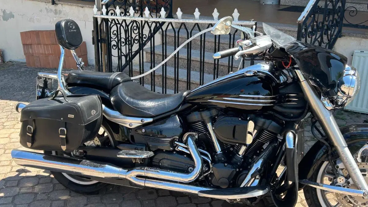 Yamaha XVS 1900 Midnight Star (2006 - 16)  (3)