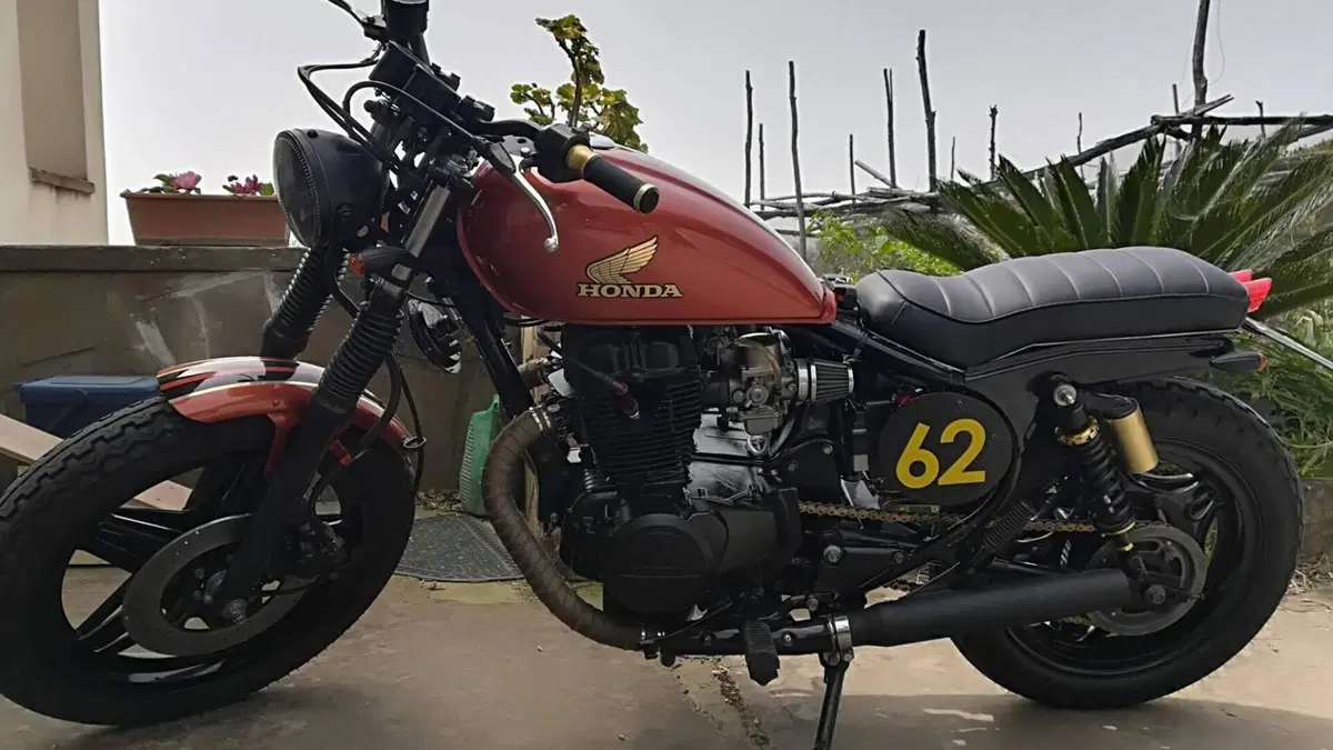 Honda  