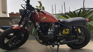 Honda  