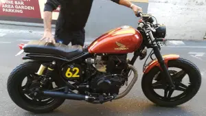 Honda   (2)