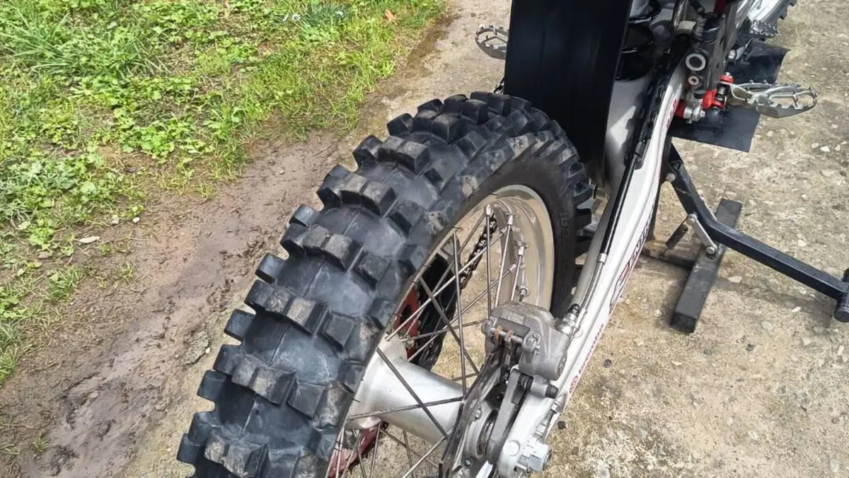 GASGAS MC 125 (2025)  (3)