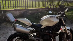 Ducati Monster 696 (2008 - 13)  (4)