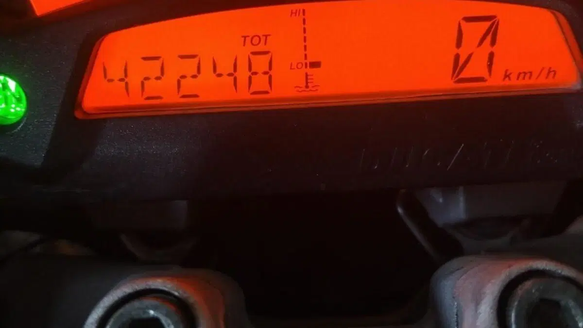 Ducati Monster 696 (2008 - 13)  (6)