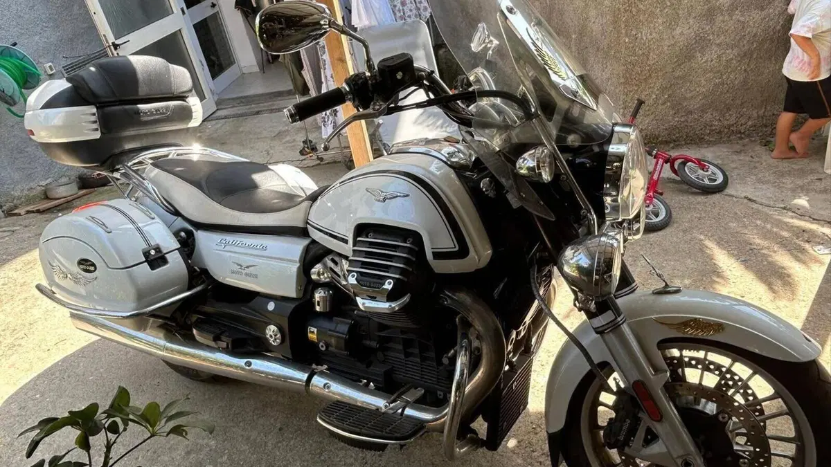 Moto Guzzi California 1400 Touring (2012 - 16)  (4)