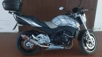 Suzuki GSR 600 (2006 - 11) usata