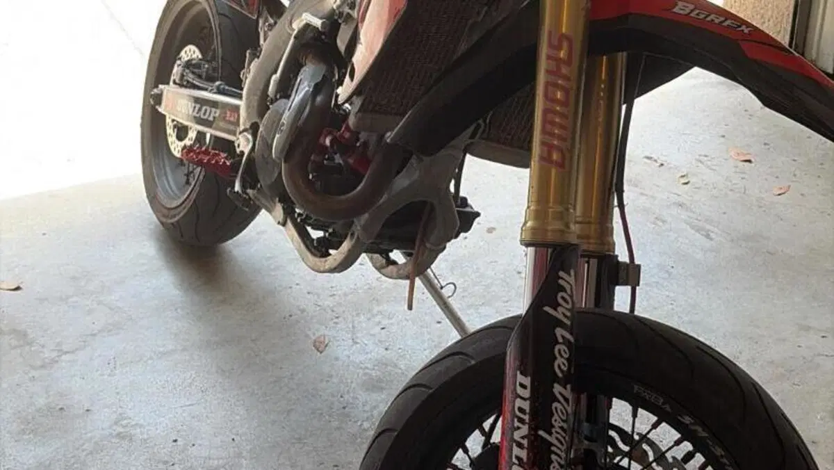 Honda CRF 450R (2007)  (3)
