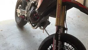 Honda CRF 450R (2007)  (3)