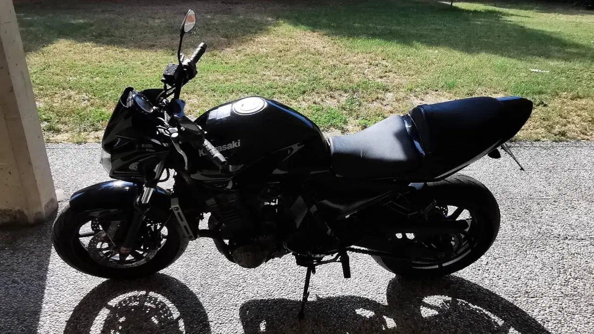 Kawasaki Z 750 (2003 - 06)  (3)