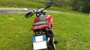 Ducati Hypermotard 821 (2013 - 15)  (6)