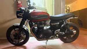 Triumph Speed Twin 1200 (2021 - 24)  (2)