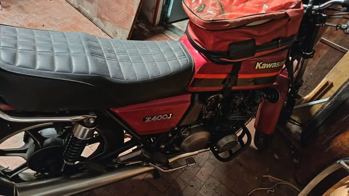 Kawasaki KZ 400 (1980 - 85)  (9)