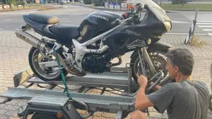 Suzuki SV 650 S (1999 - 02) 