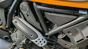 Ducati Scrambler 800 Classic (2017 - 18)  (8)
