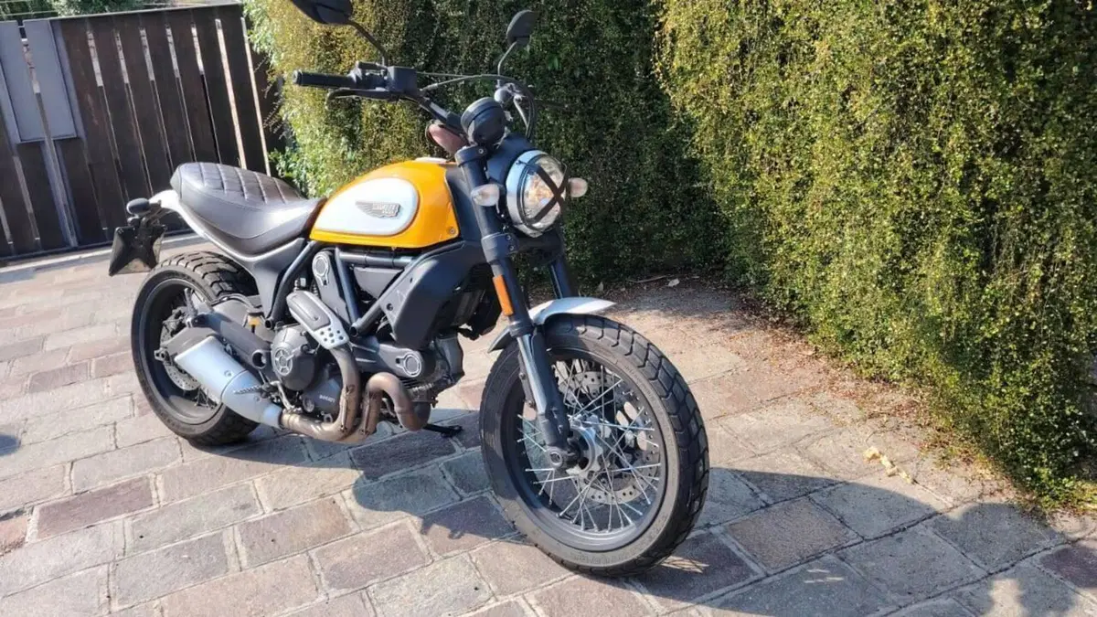 Ducati Scrambler 800 Classic (2017 - 18) 