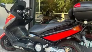 Yamaha T-Max 500 (2001 - 03)  (3)