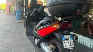 Yamaha T-Max 500 (2001 - 03)  (4)