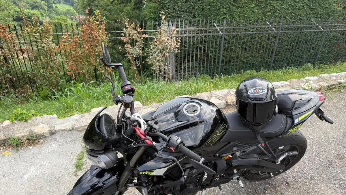 Triumph Street Triple 765 RS (2023 - 26)  (3)