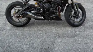 Triumph Street Triple 765 RS (2023 - 26)  (6)