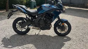 Kawasaki Versys 650 (2025 - 26)  (2)