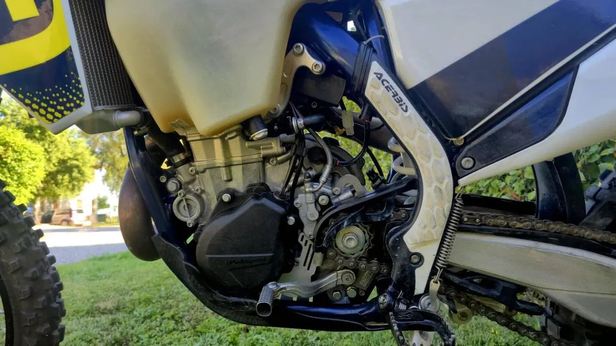 Husqvarna FE 450 (2022)  (4)