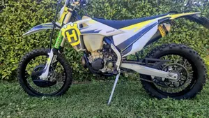 Husqvarna FE 450 (2022) 