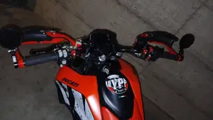 Ducati Hypermotard 950 RVE (2022 - 25)  (6)
