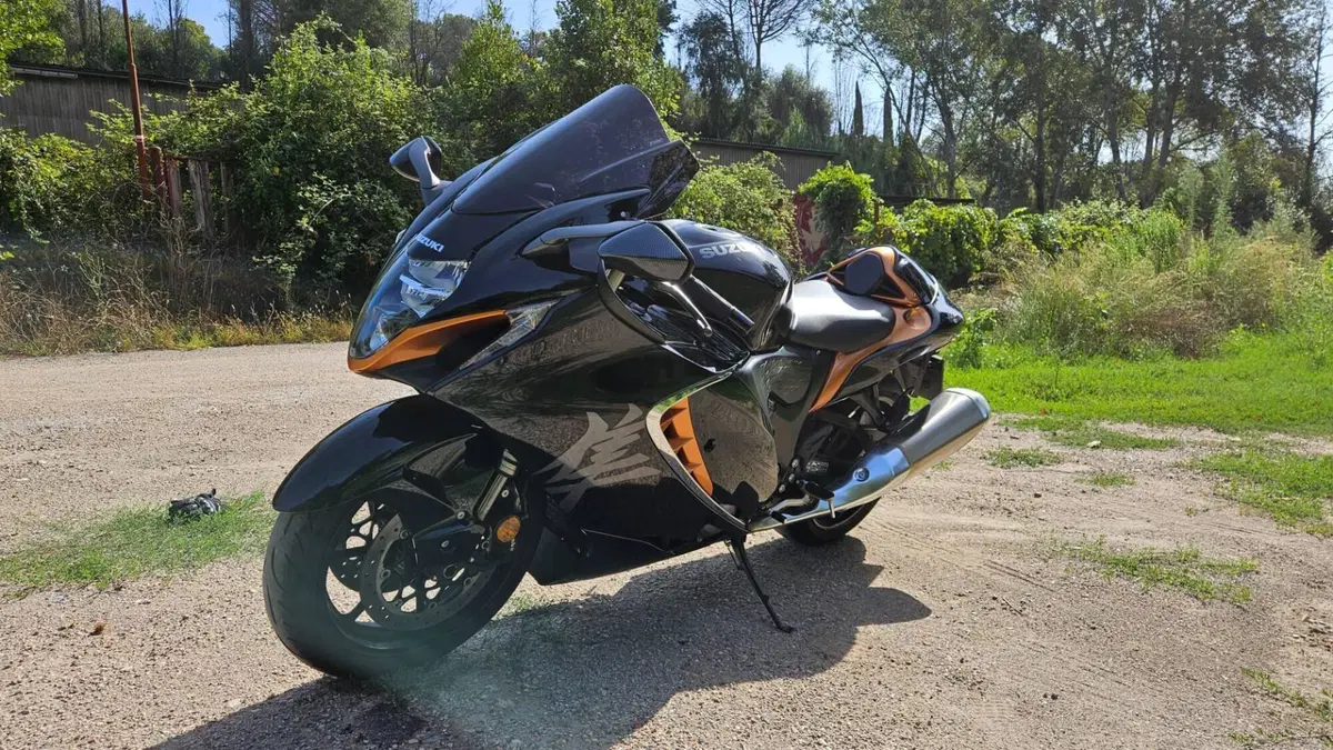 Suzuki GSX 1300 R Hayabusa (2021 - 24)  (3)