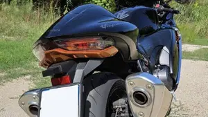 Suzuki GSX 1300 R Hayabusa (2021 - 24)  (5)